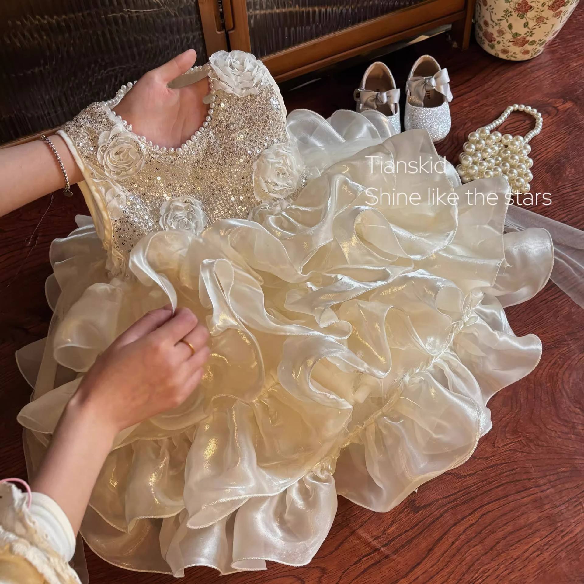 Girls' Princess Dress — product photo 2 — shop Bangladesh | RADANAN